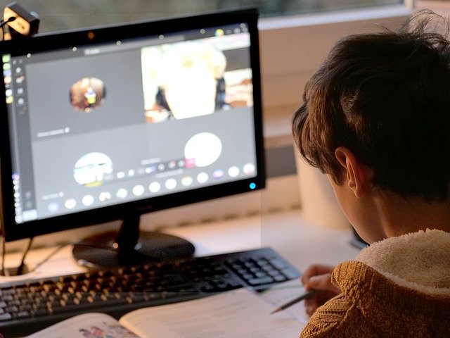 stahování videa z YouTube